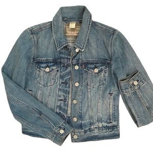 Women’s Levi’s Denim Jacket